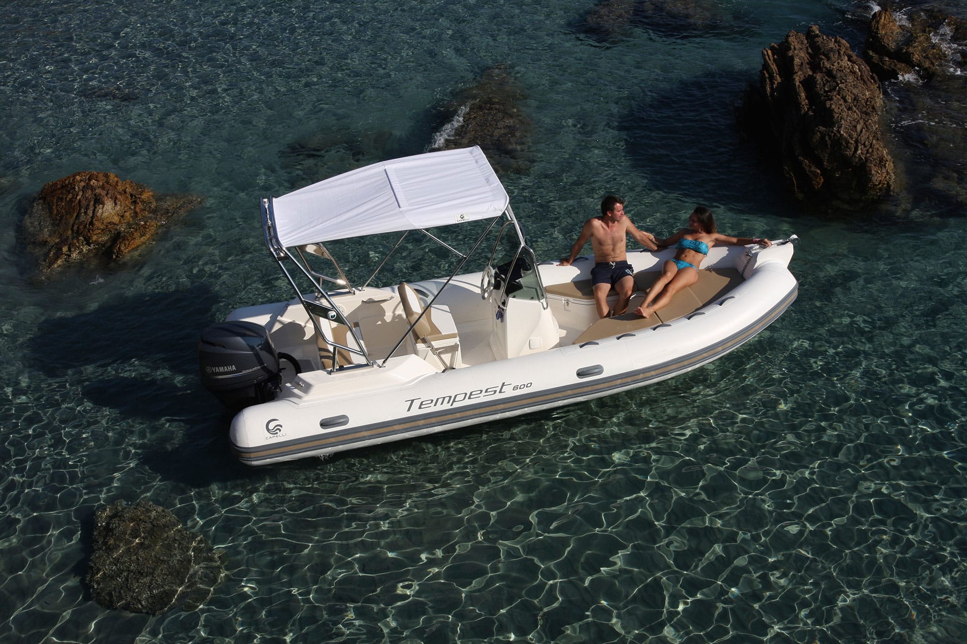 Capelli Tempest 600 Diva Charter Genova
